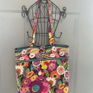 Vera Bradley Tote in Va Va Bloom Print